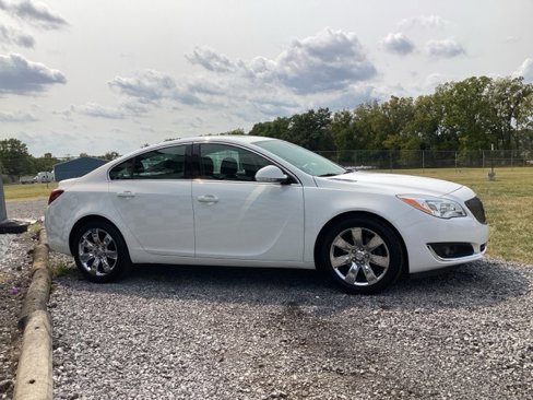 Used 2016 Buick Regal Premium w/ Driver Confidence Package #1 image 5