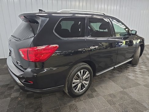 Used 2020 Nissan Pathfinder SV image 10