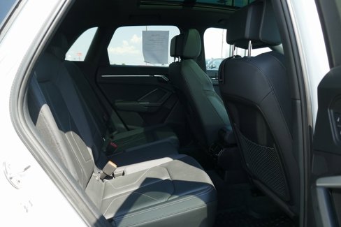 Used 2022 Audi Q3 2.0T Premium Plus w/ Premium Plus Package image 17