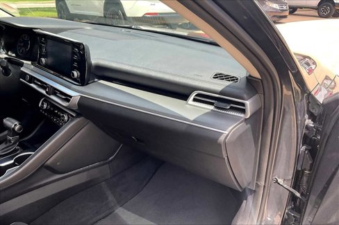 Used 2022 Kia K5 LXS image 16