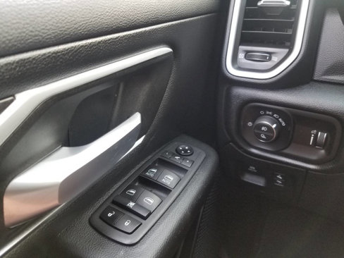 Certified 2022 RAM 1500 Big Horn image 31