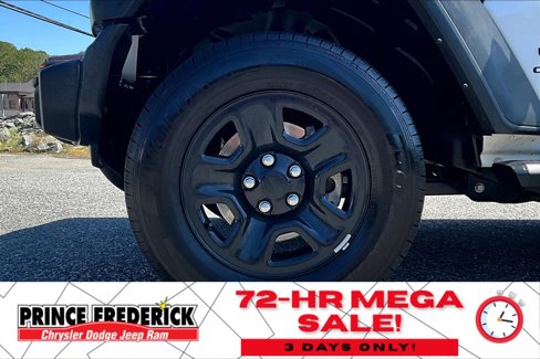 Used 2022 Jeep Gladiator Sport image 8