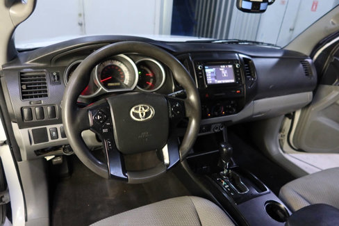 Used 2015 Toyota Tacoma 2WD Access Cab image 20