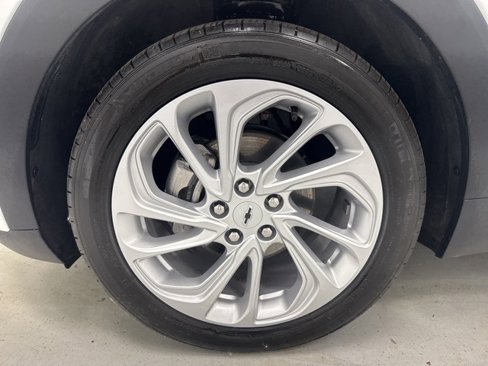 Used 2022 Chevrolet Bolt EUV LT w/ Driver Confidence Package image 38