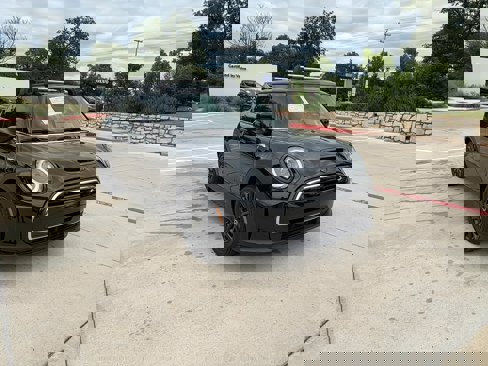 Used 2022 MINI Cooper SE image 9