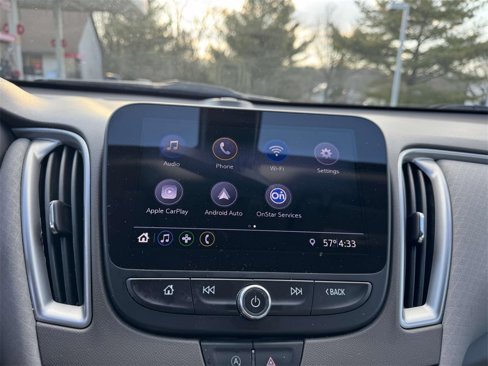 Used 2020 Chevrolet Malibu LS image 22