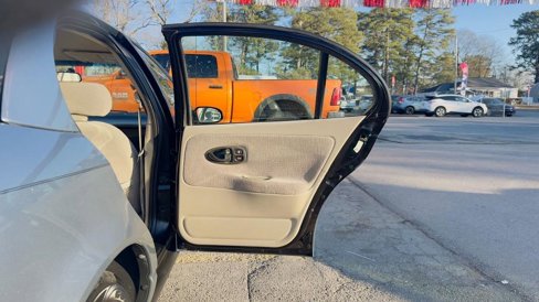 Used 2002 Saturn S-Series SL2 w/ SL2 Option Pkg 2 image 26