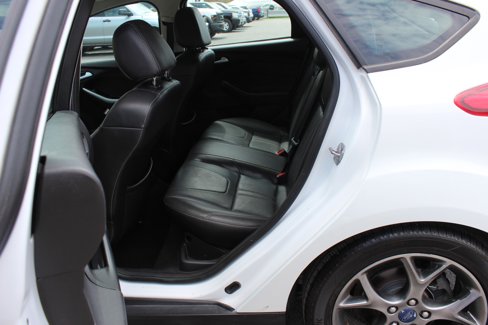 Used 2014 Ford Focus SE w/ Equipment Group 201A image 31
