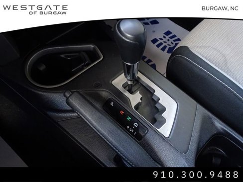 Used 2017 Toyota RAV4 XLE image 29