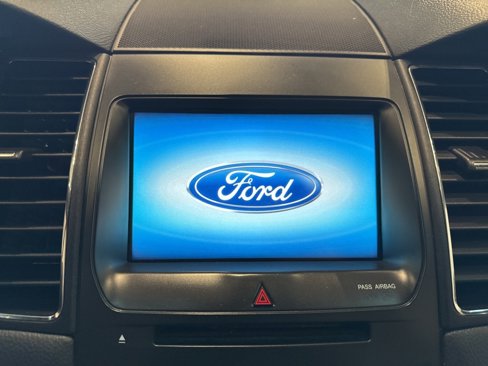 Used 2015 Ford Taurus Limited image 26