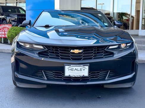 Used 2023 Chevrolet Camaro LT image 4