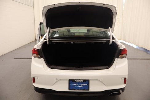 Used 2018 Hyundai Sonata Limited w/ Limited Ultimate Package 03 image 17