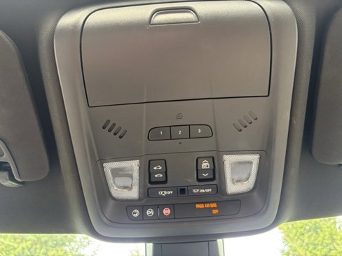 Used 2018 Cadillac XT5 Luxury w/ Driver Awareness Package image 33