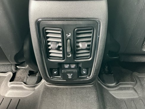Used 2015 Jeep Grand Cherokee Overland w/ Advanced Technology Group image 42