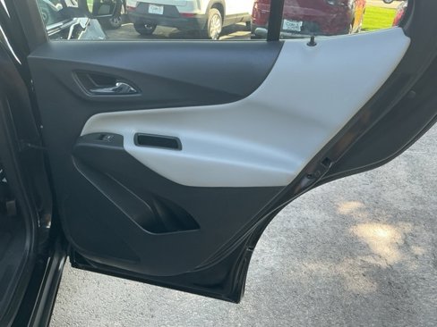 Used 2022 Chevrolet Equinox LT image 21