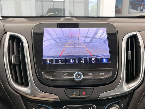 Used 2022 Chevrolet Equinox Premier image 25