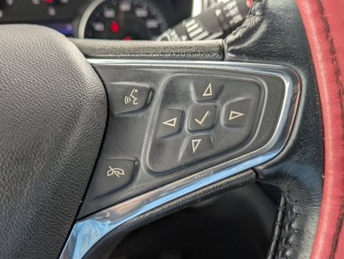 Used 2020 Chevrolet Equinox LT image 16