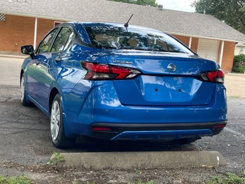 Used 2020 Nissan Versa S image 5