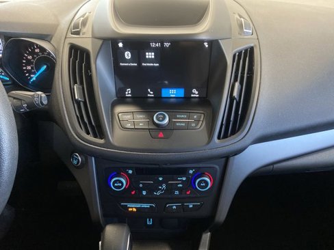 Used 2019 Ford Escape SE image 8