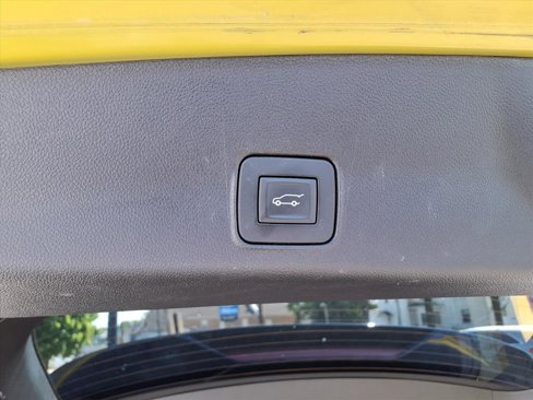 Certified 2023 Chevrolet TrailBlazer RS w/ Sun and Liftgate Package image 16