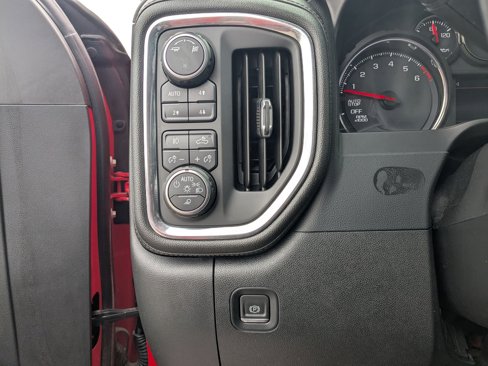 Used 2019 Chevrolet Silverado 1500 LT Trail Boss image 16