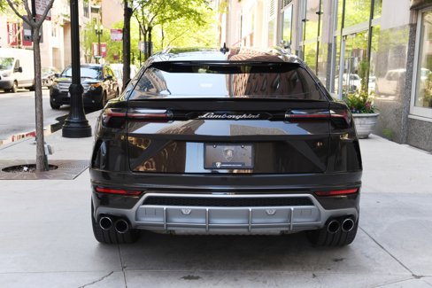 Used 2021 Lamborghini Urus image 5