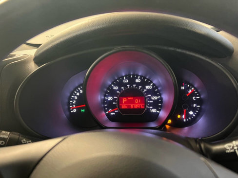 Used 2019 Kia Soul + image 12