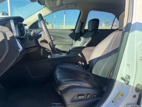 Used 2015 Chevrolet Equinox LTZ image 15