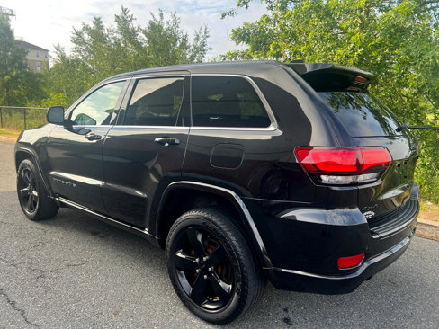 Used 2015 Jeep Grand Cherokee Altitude image 4