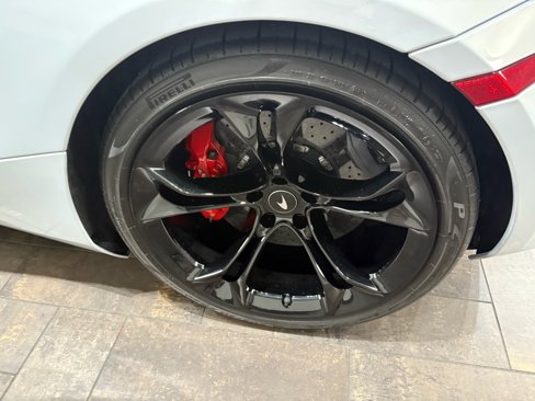Used 2021 McLaren 720S Performance image 19