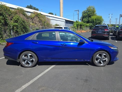 Used 2023 Hyundai Elantra SEL w/ Convenience Package image 7