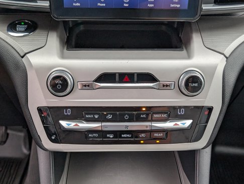 Certified 2021 Ford Explorer XLT w/ Equipment Group 202A image 28