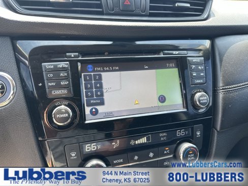 Used 2017 Nissan Rogue SL image 17