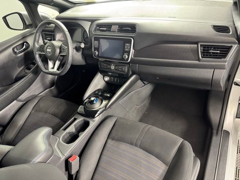 Used 2022 Nissan Leaf SV image 33