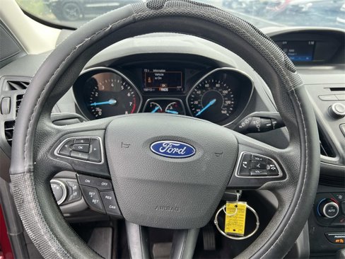 Used 2018 Ford Escape SE image 9