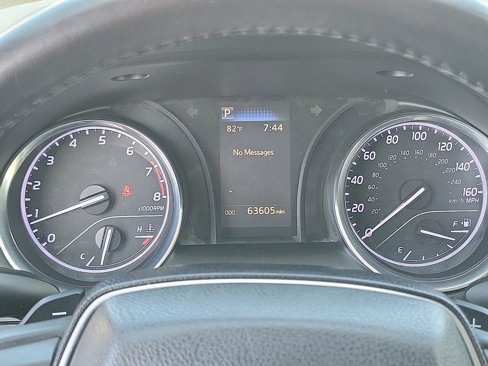 Used 2019 Toyota Camry L image 7