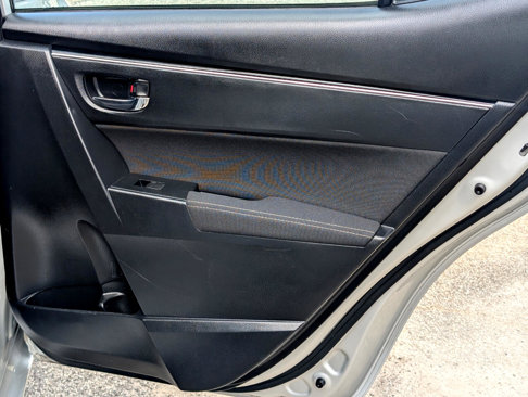 Used 2019 Toyota Corolla XLE image 31