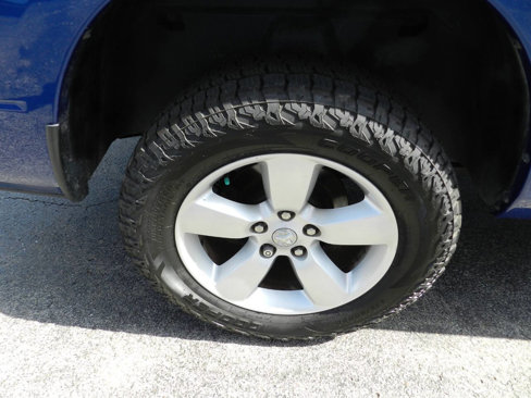 Used 2015 RAM 1500 Express image 20