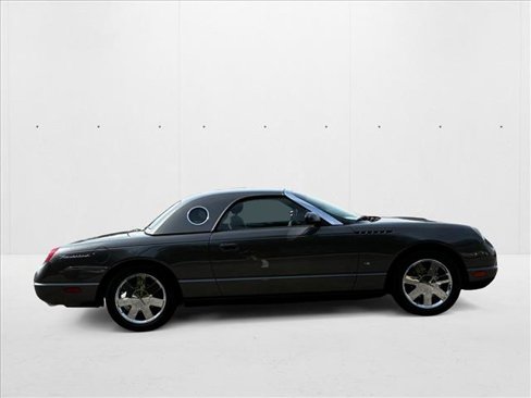 Used 2003 Ford Thunderbird image 4