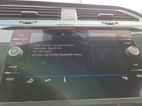 Used 2022 Volkswagen Tiguan SE image 12