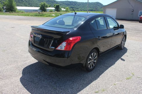 Used 2014 Nissan Versa S Plus image 6