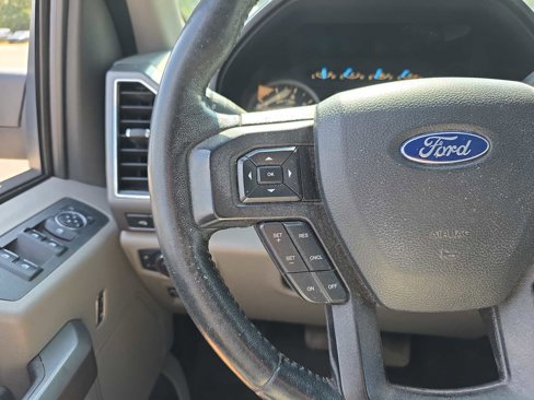 Used 2018 Ford F150 XLT w/ Equipment Group 302A Luxury image 17
