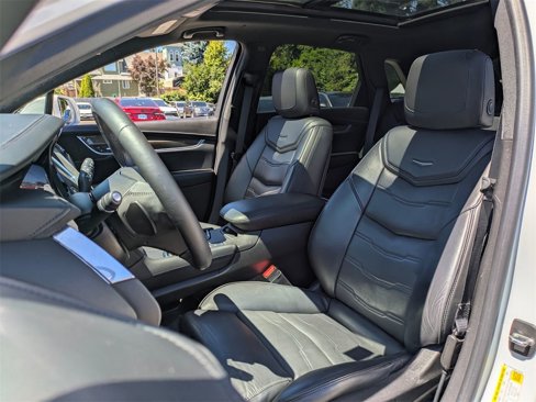 Used 2017 Cadillac XT5 Platinum image 27