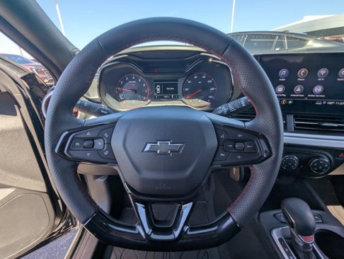 Used 2025 Chevrolet Trax RS w/ Driver Confidence Package image 28