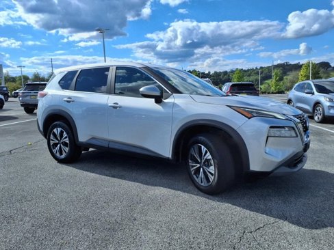 Used 2023 Nissan Rogue SV image 21