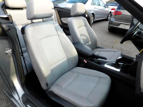 Used 2012 BMW 135i Convertible image 17