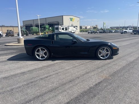 Used 2006 Chevrolet Corvette Coupe w/ Preferred Equipment Group image 4
