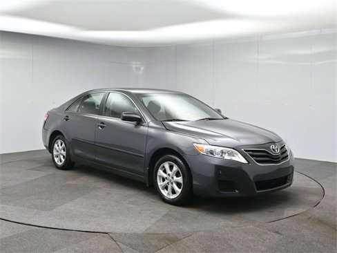 Used 2011 Toyota Camry image 7