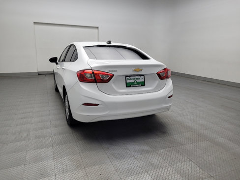 Used 2018 Chevrolet Cruze LS image 6