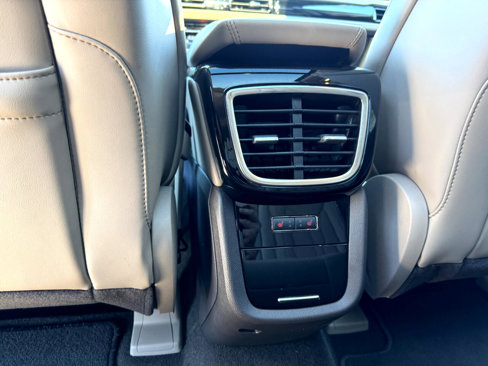 Used 2021 Lincoln Nautilus Reserve image 23